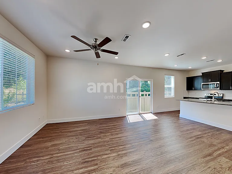32974 Lookout Ln — Photo 6