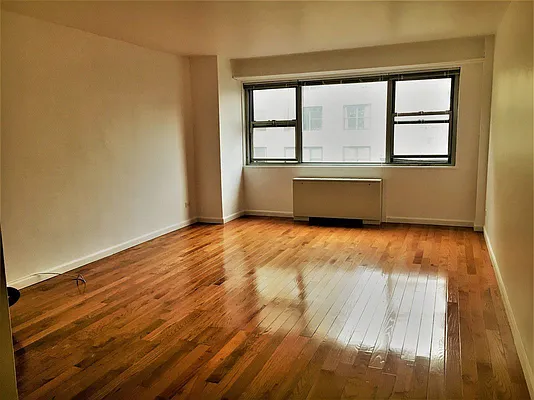 Rented by Living Quest Real Estate Inc. | media 11