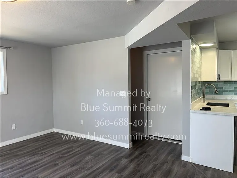 7604 12th Ave NE — Photo 9