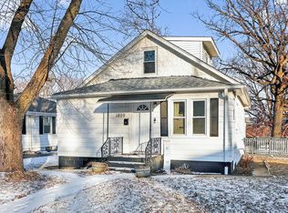 1800 Cora St, Crest Hill, IL 60403