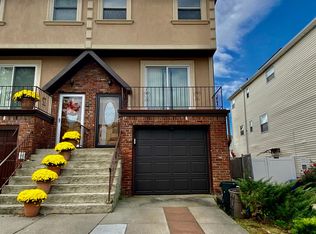 150 McVeigh Ave, Staten Island, NY 10314