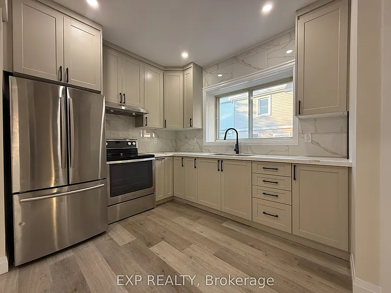 122 Alice St #UPPER — Photo 5