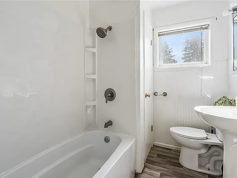 407 W Salem Ave #1 — Photo 18