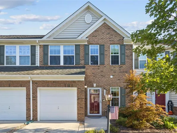 122 Kelly St, Yorktown, VA 23690