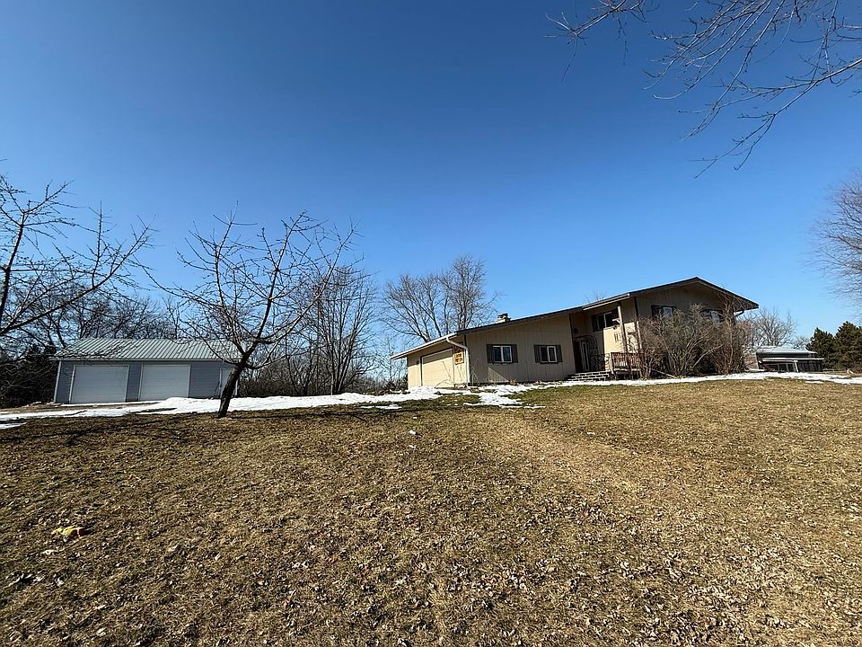 1st image of 23217 Lyndale Rd