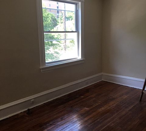 2nd image of 1714 N Washington St APT 3