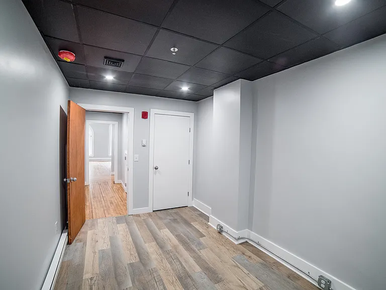 22 State St #2 — Photo 13