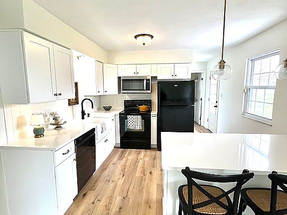 5th image of 8630 E McGregor Rd