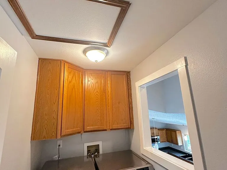 6430 Amethyst Ct — Photo 18