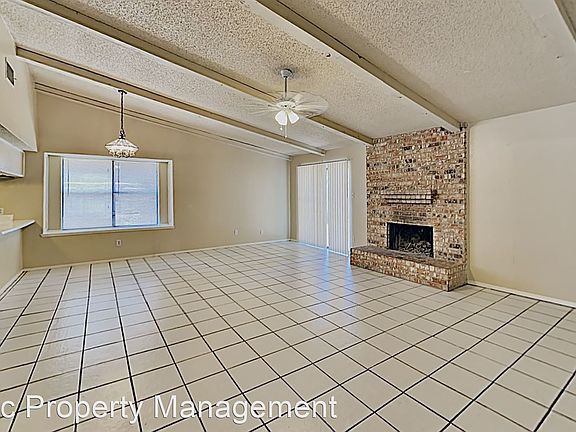 4th image of 412 Goldfinch Dr