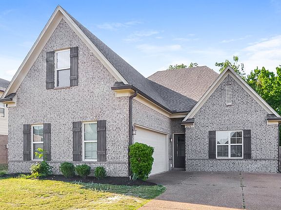 4th image of 2674 Champion Hills Dr
