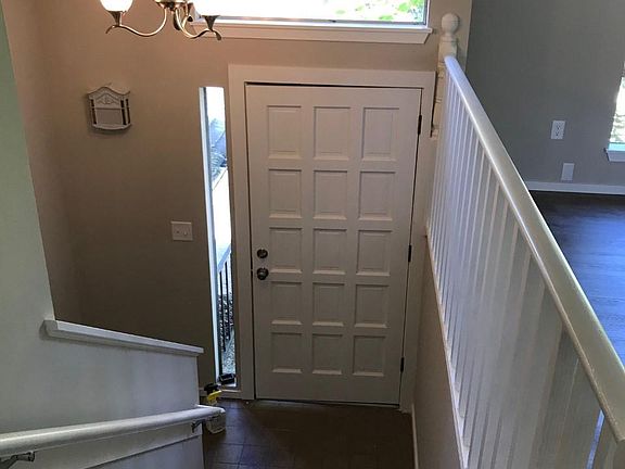 2nd image of 12819 NE 113th St