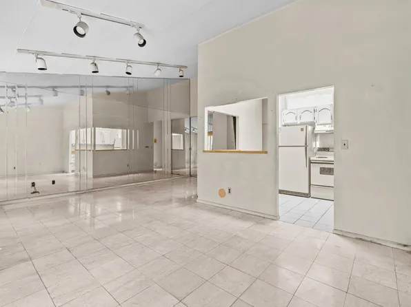 10106 4th Avenue image 10 of 16