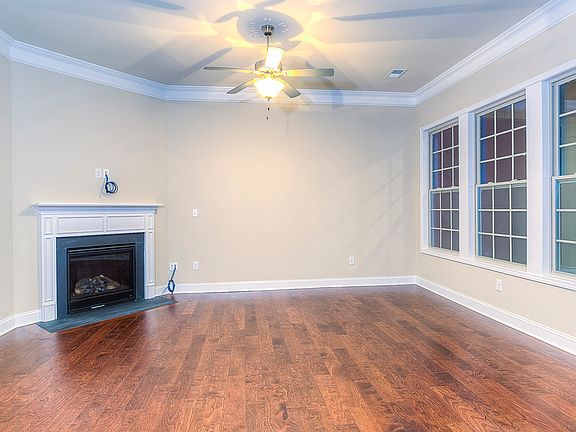 Similar Home - Family Room