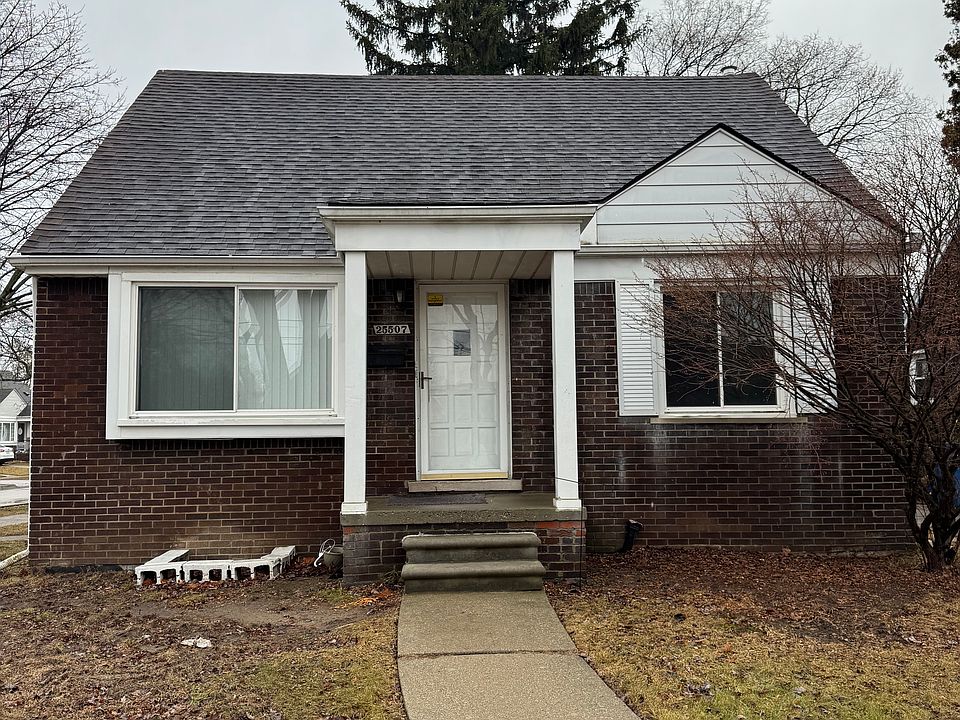 1st image of 25507 W Hills Dr