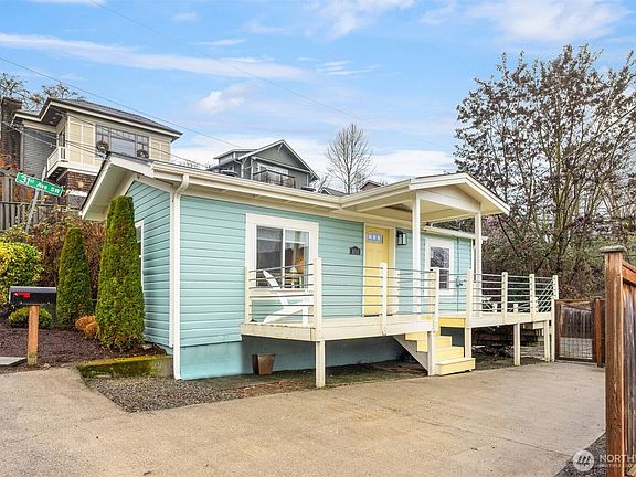 2nd image of 3010 SW City View Street