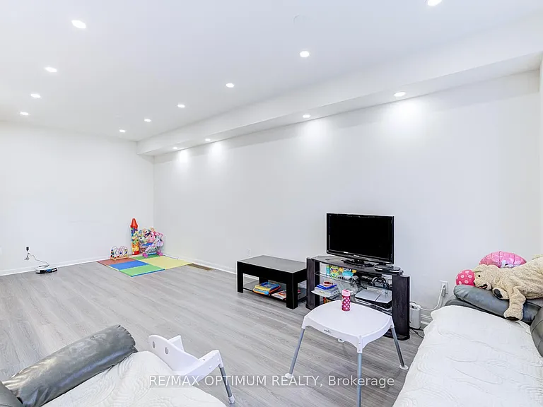 2589 Secreto Dr — Photo 12