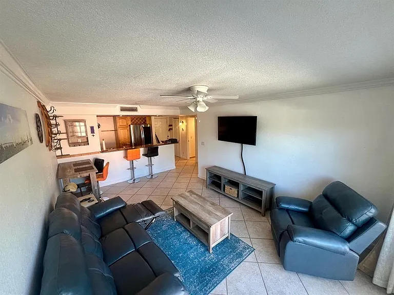 1515 E Broward Blvd #310 — Photo 4
