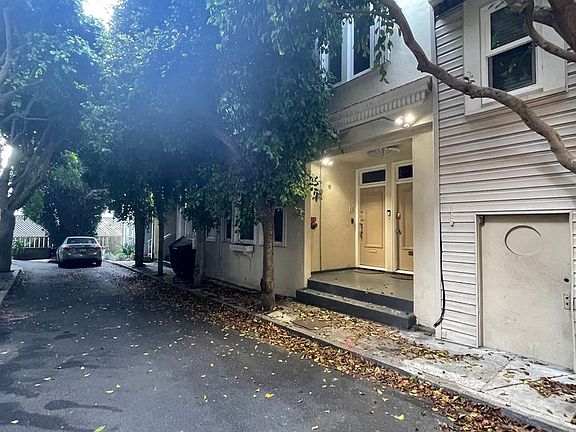 2nd image of 7-19 Leroy Pl #15