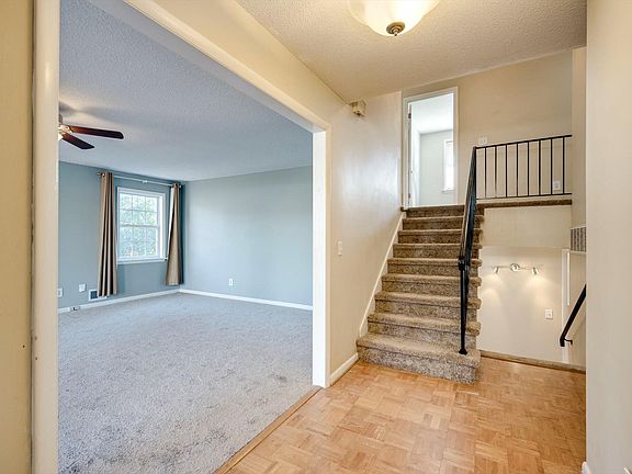 4th image of 715 Hammond Dr