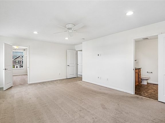 4th image of 6007 Amber Dr