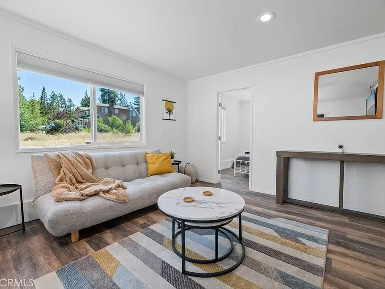 560 Edgemoor Rd #1 — Photo 4