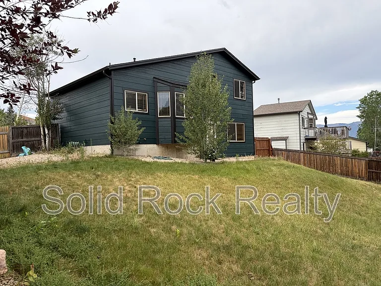 2580 Lyncrest Dr — Photo 21