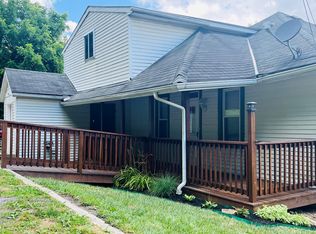 120 Reservoir Rd, Wheeling, WV 26003