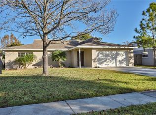 628 Barkfield St, Brandon, FL 33511