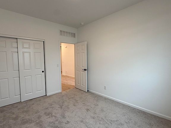 5th image of 47663 W KENNER Drive