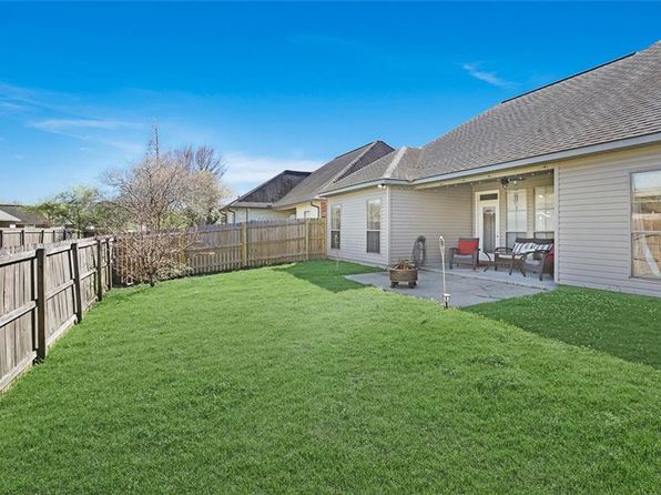 12402 Dutchtown Villa Dr, Geismar, LA 70734