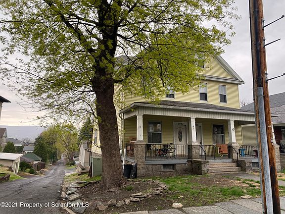 2nd image of 1923 N 1925 Washington Ave
