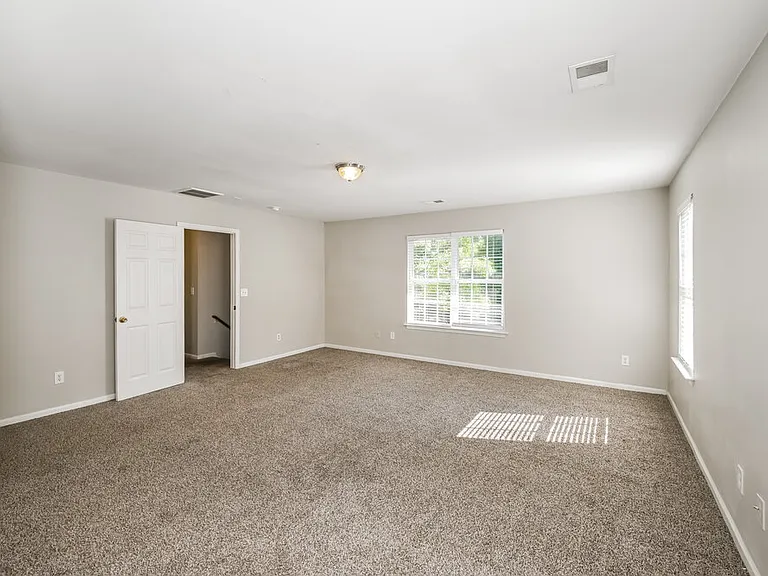 8819 Twisted Pine Dr — Photo 8