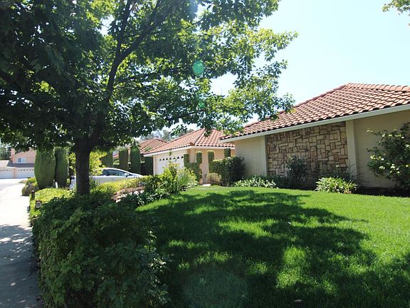 2nd image of 3235 Foxboro Pl