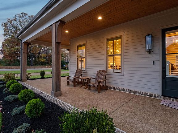 3rd image of 3361 Bailey Station Rd