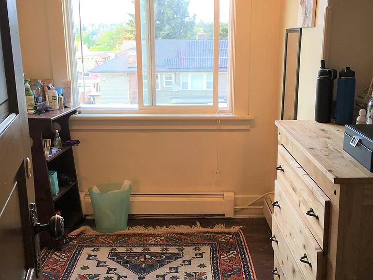 5525 15th Ave NE #D — Photo 13
