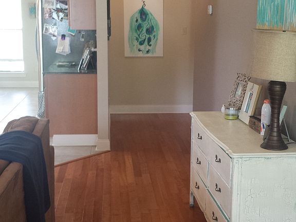 4th image of 203 Mallard Glen Dr