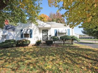 542 Maywood Ct, Decatur, IL 62526