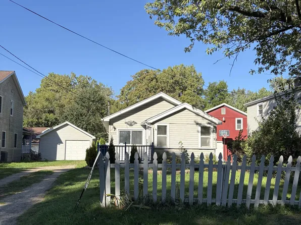 3185 Delaney St, Flint, MI 48506