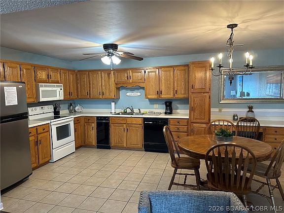 5th image of 803 Winn Rd APT 7C