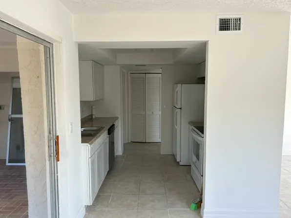 5814 Littlestone Ct, North Fort Myers, FL 33903