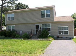 618 Queens View Ct, Hampton, VA 23669