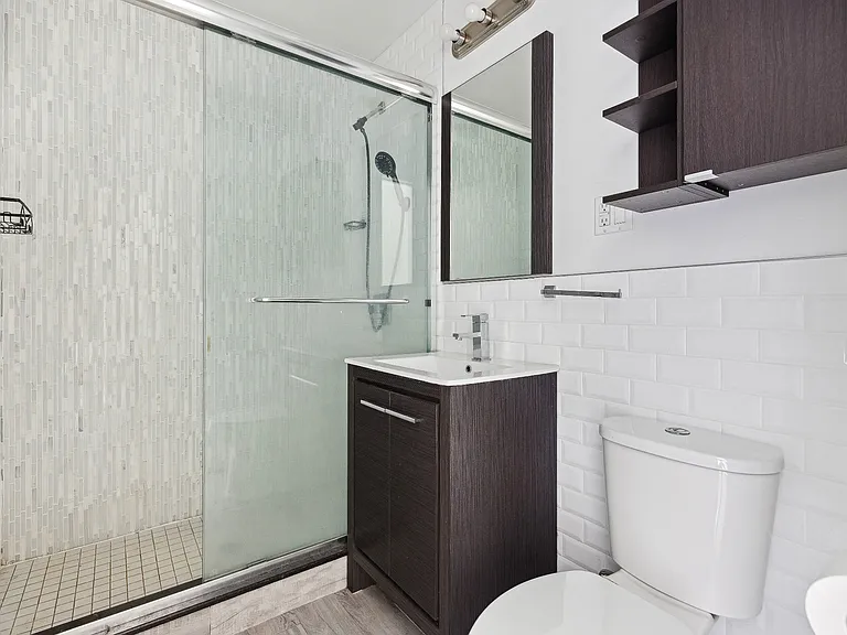 589 5th Ave #2R — Photo 14