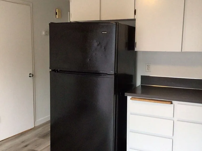 3108 H St #3 — Photo 3