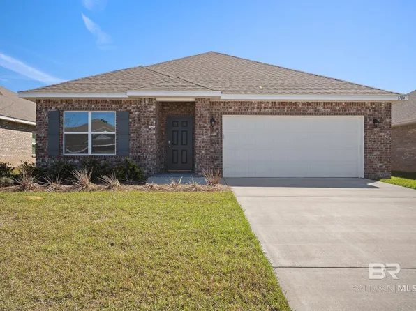 1704 Franchir Ave, Foley, AL 36535