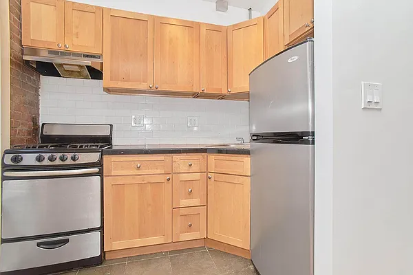 Rented by Halstead Real Estate | media 5