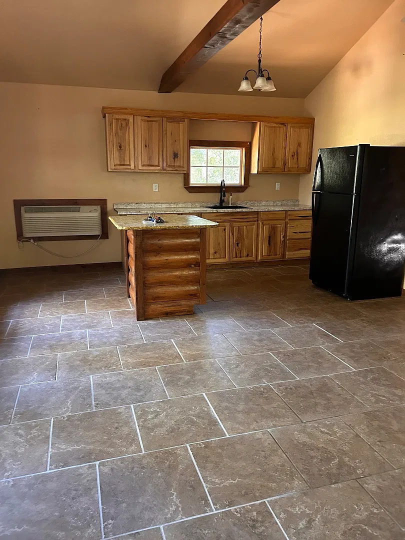 343 Knob Hill Cir — Photo 1