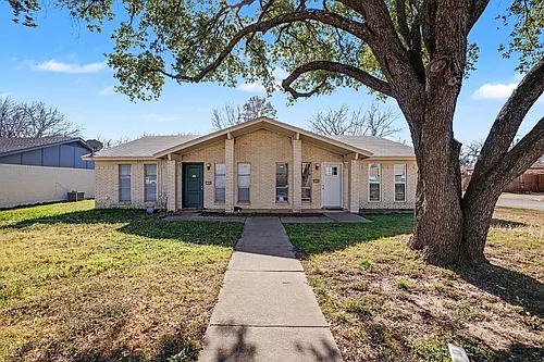 7700 Mary Dr #7702 Photo 1