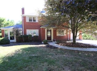 4822 Rolling Hills Rd, Pittsburgh, PA 15236