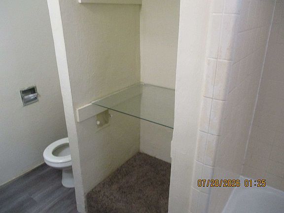 3rd image of 200 Butler Dr